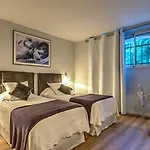 Hotel Claudia Centre - Parking 3*