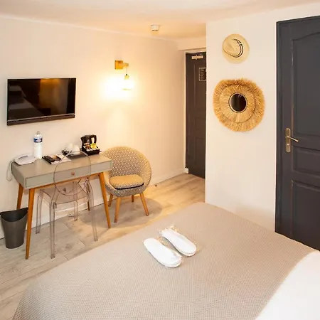 Hotel Claudia Centre - Parking 3*