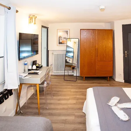 Hotel Claudia Centre - Parking 3*