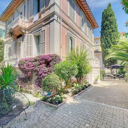 Claudia Centre - Parking