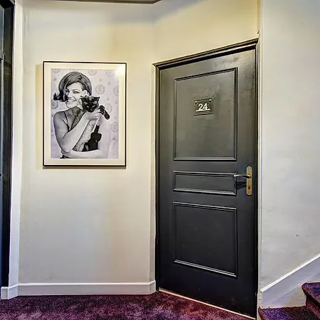 Hotel Claudia Centre - Parking 3*