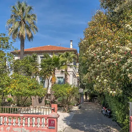 Hotel Claudia Centre - Parking Cannes