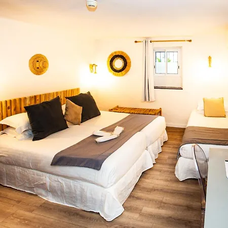 Claudia Centre - Parking 칸느