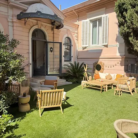 Claudia Centre - Parking 칸느