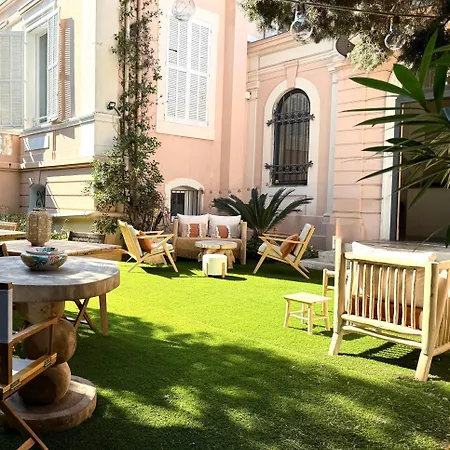 호텔 Claudia Centre - Parking 3*