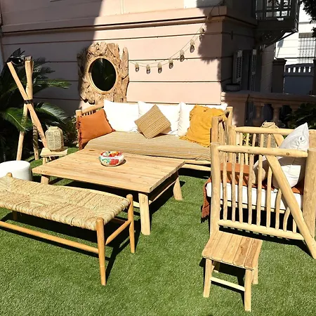 Claudia Centre - Parking 호텔 칸느