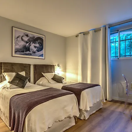 Hotel Claudia Centre - Parking 3*