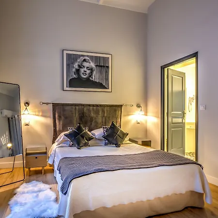 Claudia Centre - Parking Hotel Cannes