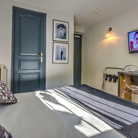 Claudia Centre - Parking Hotel Cannes