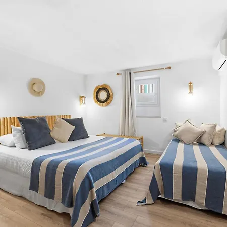 Hotel Claudia Centre - Parking 3*