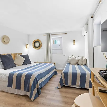 Claudia Centre - Parking 3*