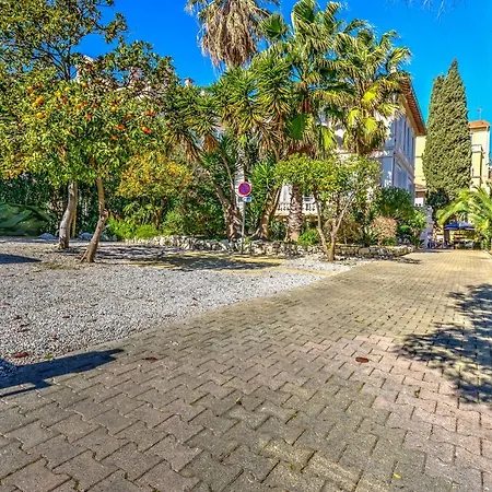 Claudia Centre - Parking 호텔 3*